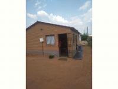 2 Bedroom House for Sale and to Rent For Sale in Kagiso - MR