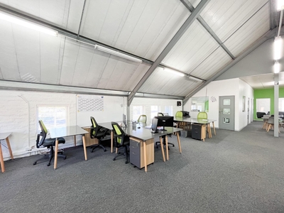 200m2 Office Space To Rent in Rosenpark, Tyger Valley