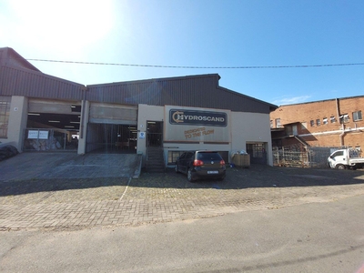 372sqm Warehouse To Let in Pinetown | Swindon Property