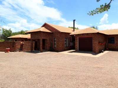 Gated Estate For Sale in Shona Langa