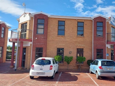 224 m² Commercial space in George East
