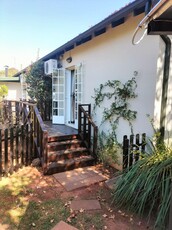 1 Bed 1 Bath Gared Cottage Hurlyvale