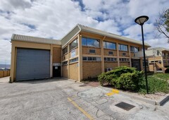 1,155m² Warehouse To Let in Montague Gardens