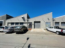 1,285m warehouse for sale in parow