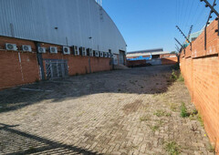 2,100m² Warehouse For Sale in Hennopspark