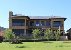 4 Bedroom House For Sale in Parys Golf & Country Estate