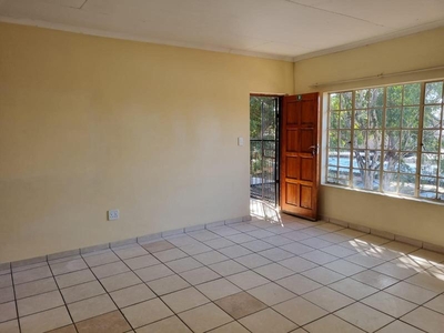 2 Bedroom Flat For Sale in Bo-dorp