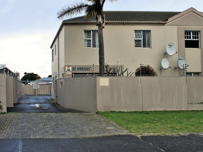 2 Bedroom Sectional Title For Sale in Goodwood Estate