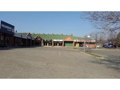 831 sqm retail/warehouse space available - Randburg