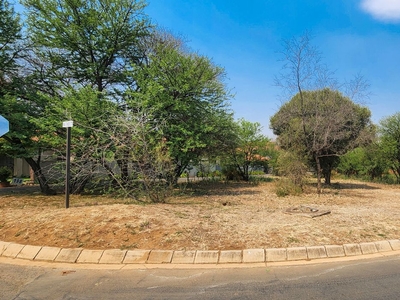 893m² Vacant Land For Sale in Birdwood Estate