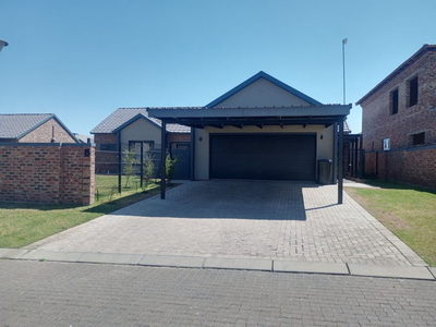 3 Bedroom house to rent in Waterberry Estate