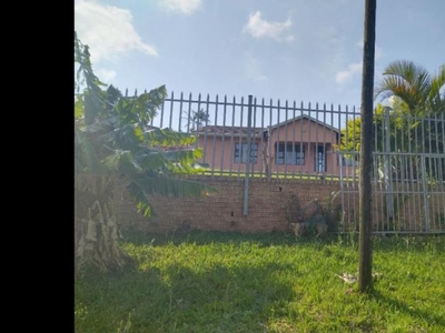 3 Bedroom house for sale in Stanger Manor