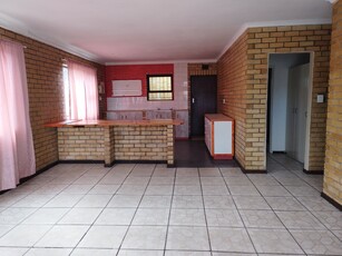 3 Bedroom house with Granny flat For Sale Kensington