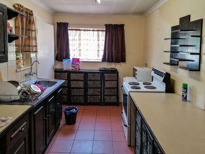 2 Bedroom House in Bloubosrand For Sale