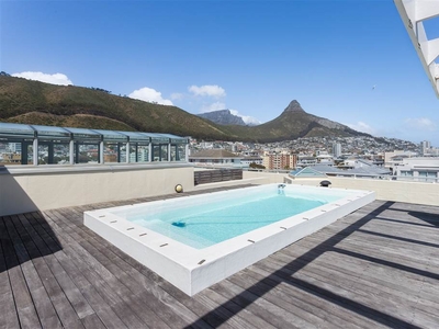 3 Bed Penthouse in Sea Point