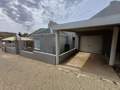3 Bedroom Townhouse To Let in Helicon Heights