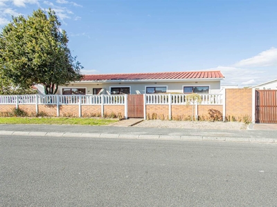 4 Bed House in Riverton