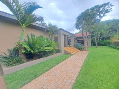 5 Bedroom House For Sale in Protea Park