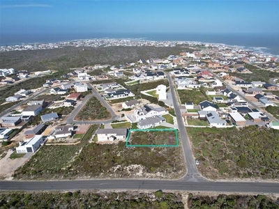 761 m² Land available in Struisbaai