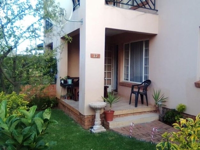 2 Bedroom townhouse - sectional for sale in Montana, Pretoria