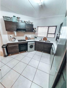 3 BED APARTMENT FOR SALE IN MODDERFONTEIN