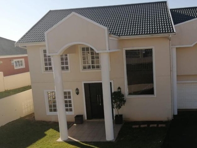 4 Bedroom house to rent in Mount Edgecombe North