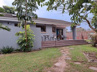 6 Bedroom House For Sale in Selborne