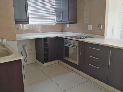 Beautiful 2 bedrooms 2 Bathrooms Apartment in the heart of Sandton.