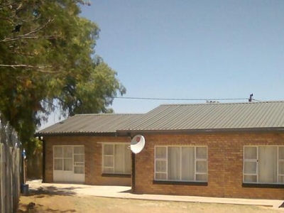 House For Sale In Edenville, Free State