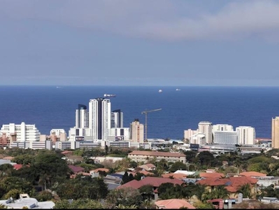 Luxurious penthouse with drive up access in Umhlanga Ridge.