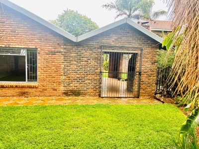 4 Bedroom House for sale in Flora Park - Palm Street 46