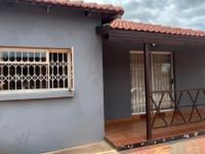 2 Bedroom House for Sale For Sale in Polokwane - MR612096 -