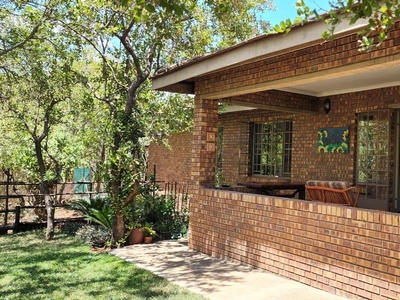 2.5 Bedroom House For Sale in Marloth Park