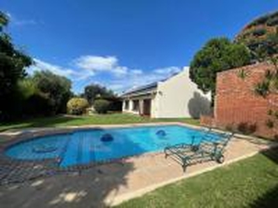 3 Bedroom House to Rent in Waterkloof - Property to rent - M