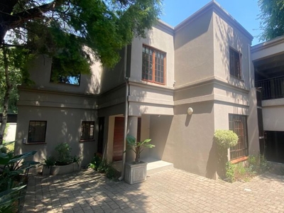5 Bedroom house to rent in Woodmead, Sandton