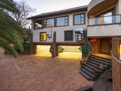 9 Bedroom House for sale in Glenvista | ALLSAproperty.co.za