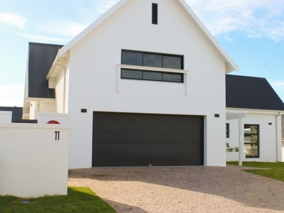 3 Bedroom House For Sale In St Francis Links