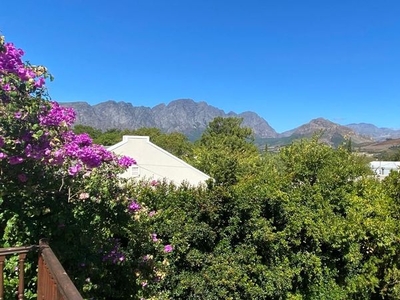 OWN A PIECE OF HISTORY: GUESTHOUSE IN FRANSCHHOEK
