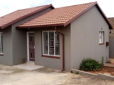 2 Bedroom house rented in Kagiso, Krugersdorp