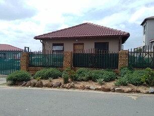 house in olievenhoutboach for rental ext 36 boom area