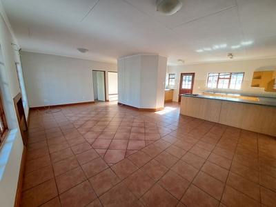 3 Bedroom Sectional Title To Let in Bendor