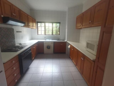 Apartment For Rent In Paulshof, Sandton