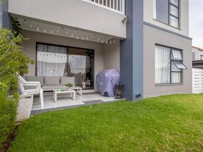 Apartment For Sale In Beverley, Sandton