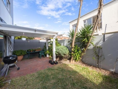Apartment For Sale In Claremont, Cape Town