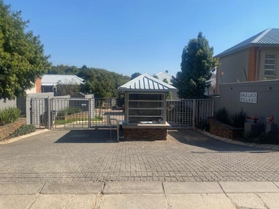 Apartment For Sale In Westcliff, Johannesburg