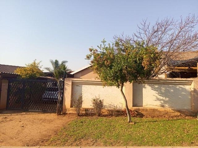 House For Sale In Gem Valley, Pretoria
