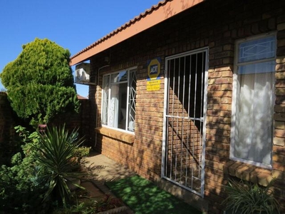 House For Sale In Riviera, Kimberley