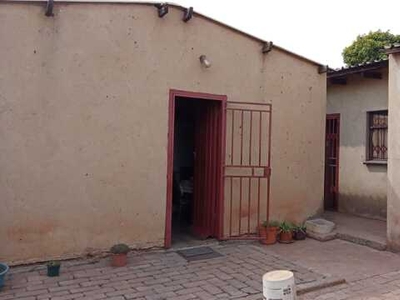 House For Sale In Tswelopele, Midrand