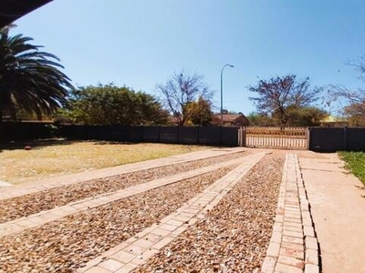 4 bedroom, Mafikeng North West N/A