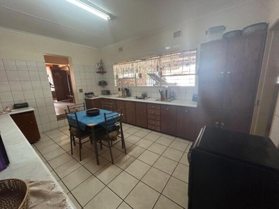 6 bedroom, Middelburg Mpumalanga N/A